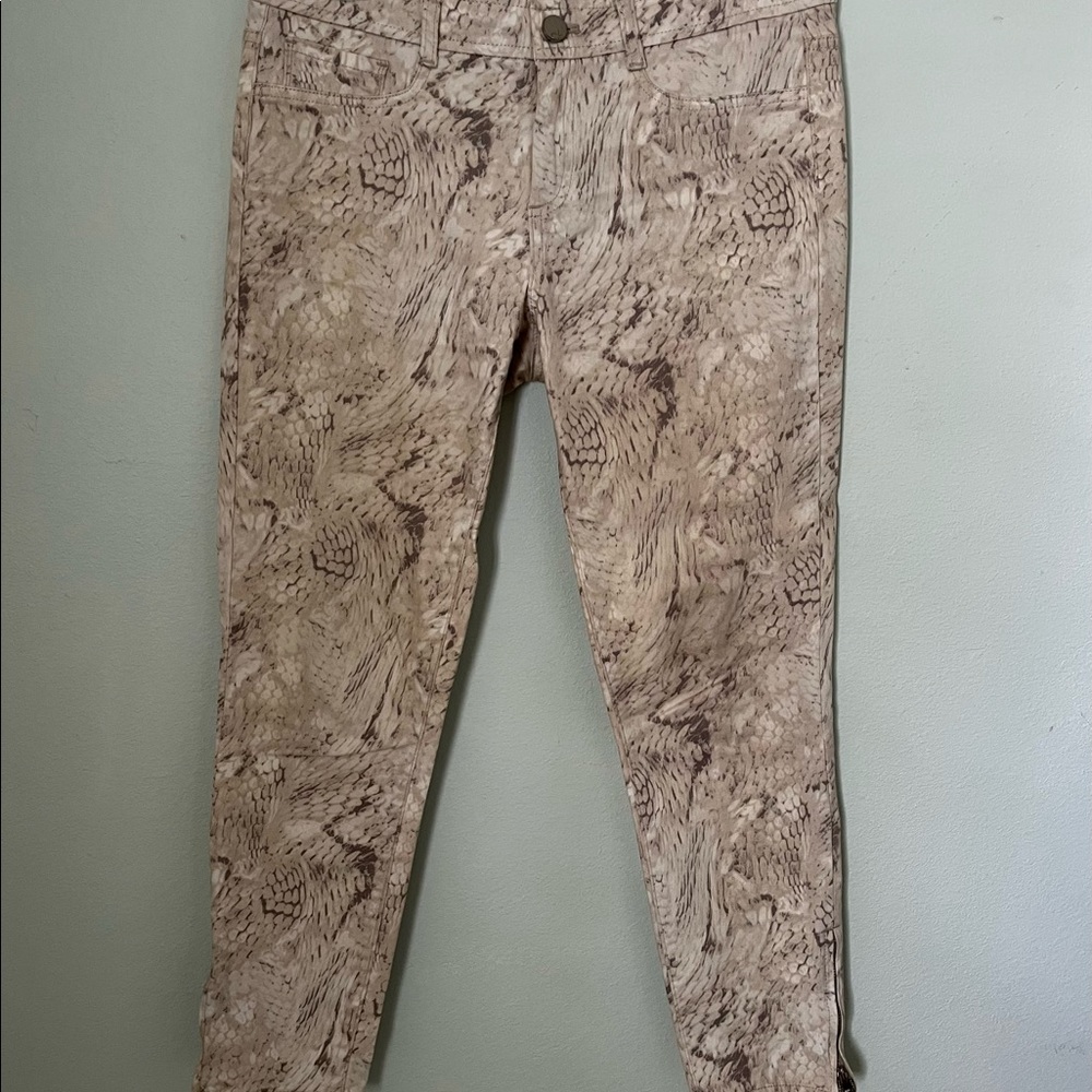 Calvin Klein ankle crop snake skin jeans 6